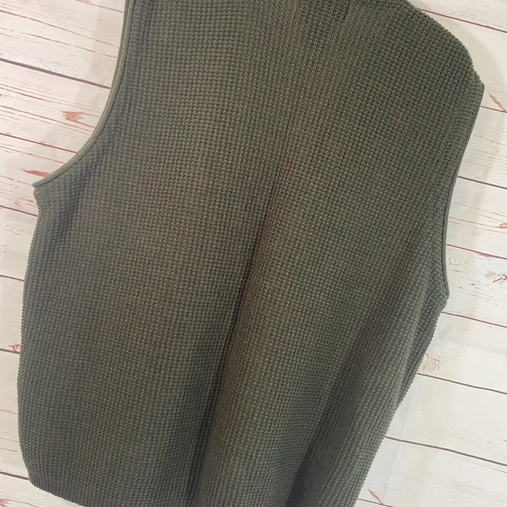 SOLD Eddie Bauer 100% Cotton Woven 4 Button Sweater Vest NWOT - Picture 2 of 7